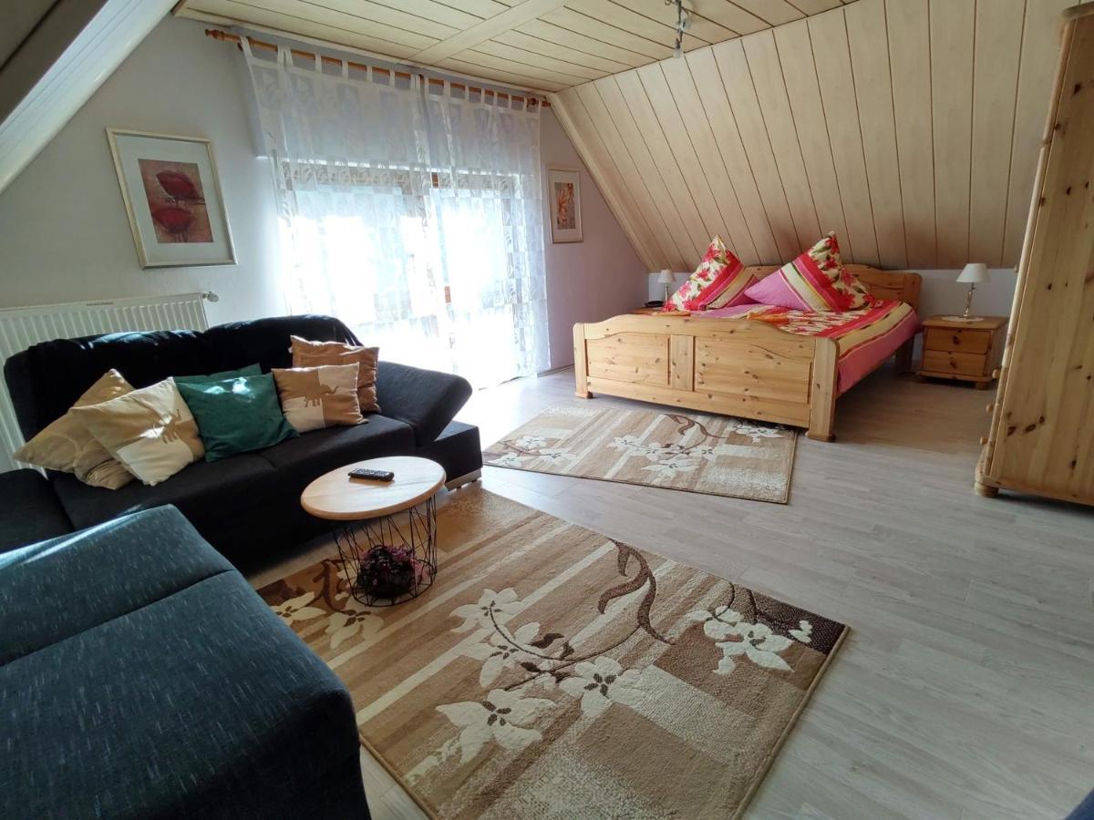 Die Ferienwohnung Lindenhof زيل ان دير موسل المظهر الخارجي الصورة